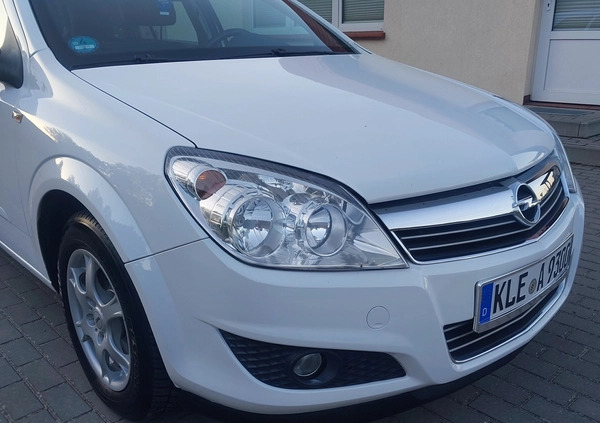 Opel Astra cena 12900 przebieg: 190425, rok produkcji 2009 z Stopnica małe 301